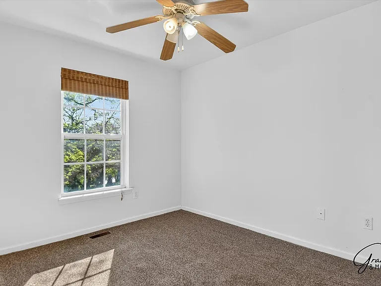 1348 Village Dr — Photo 16