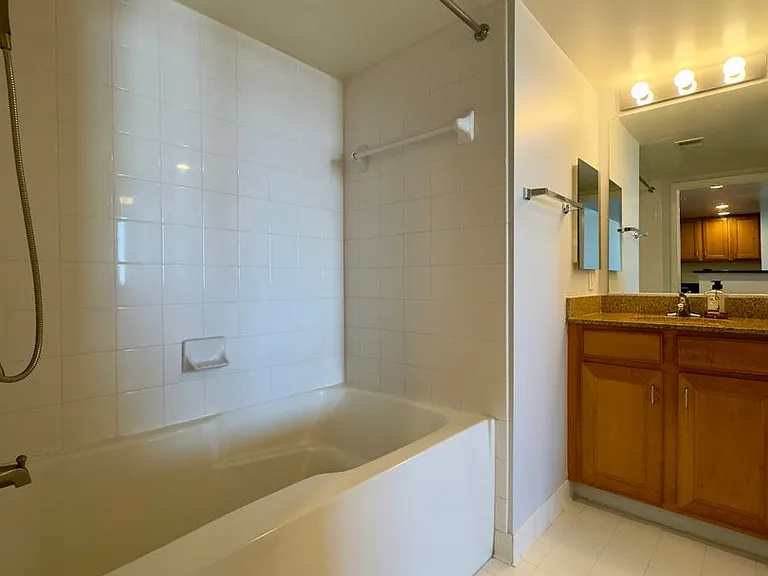 414 Water St #2306 — Photo 10