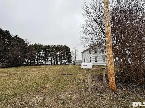 1558 County Road 400 Rd N, Lacon, IL 61540