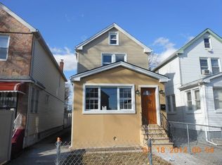 14440 222nd St, Springfield Gardens, NY 11413