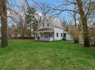 5967 Maple St, North Branch, MN 55056