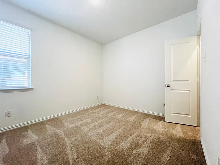 1200 Morning Dew Dr — Photo 13