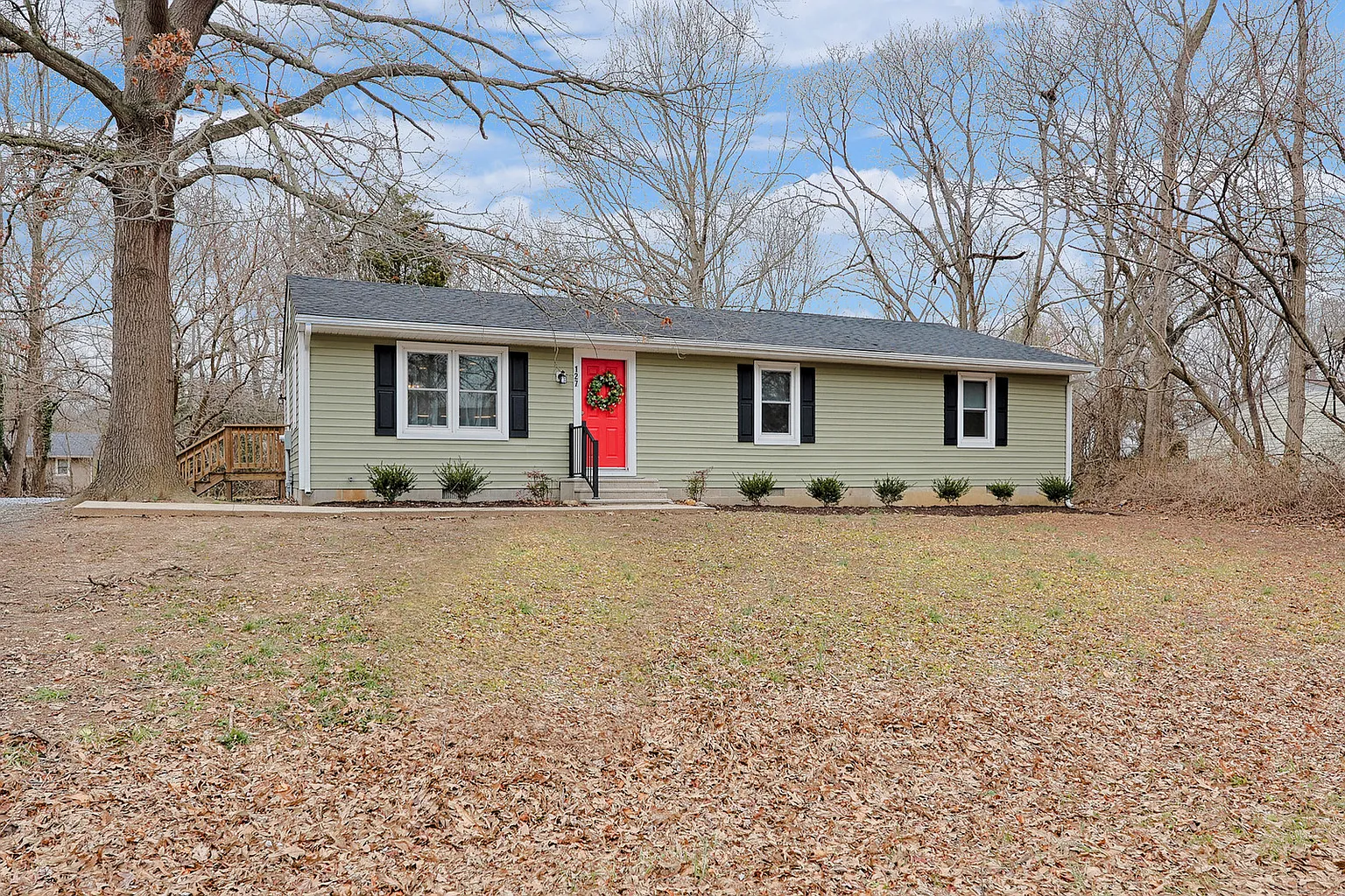 127 Darden Rd photo 1