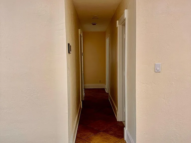 259 Kansas Ave — Photo 7