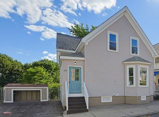 26 Pleasant St, Beverly, MA 01915