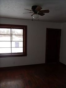 2nd image of 1477 S Dangl Rd