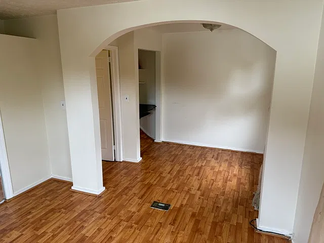 2 bed, 1000 sqft, $1,850 — Photo 3