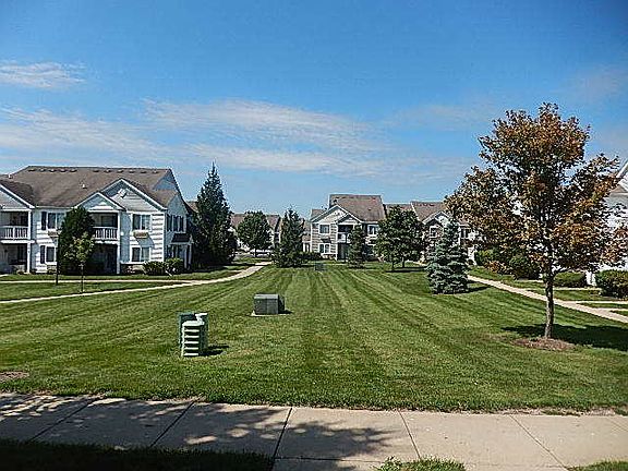 2nd image of 1823 Silverstone Dr #1823