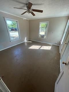 5th image of 301 East Ave