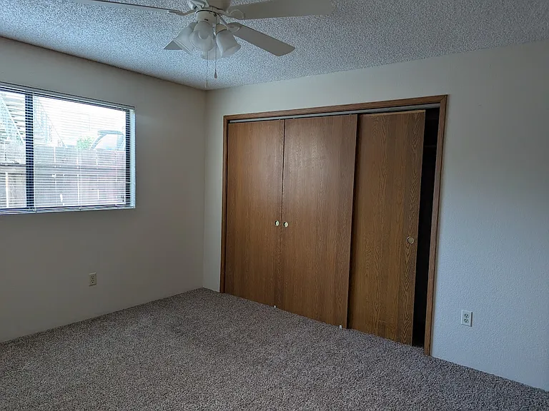 1229 Burton Ct #3 — Photo 6