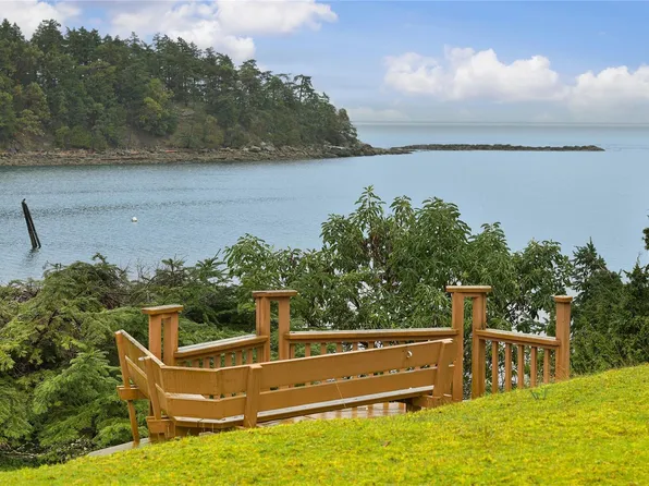 506 Arbutus Dr, Southern Gulf Islands, BC V0N 2J1