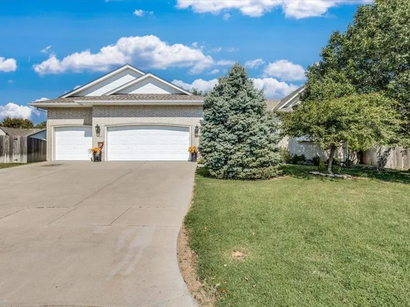 2439 N Regency Lakes Ct, Wichita, KS 67226