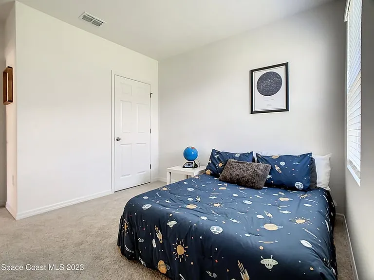 2243 Capital Dr SE — Photo 25