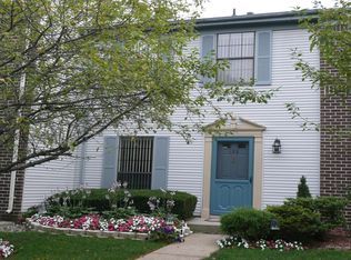 132 Berkshire Ct, Piscataway, NJ 08854