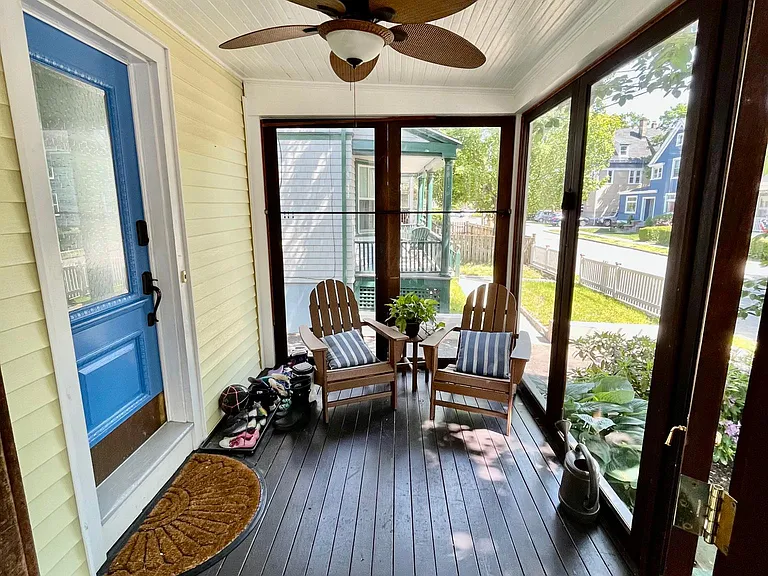 12 Bedlow Ave — Photo 2