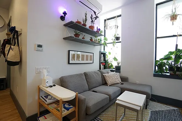 Rented by Dalan Rentals | media 10