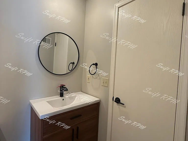 6702 W 150th St #1 — Photo 11