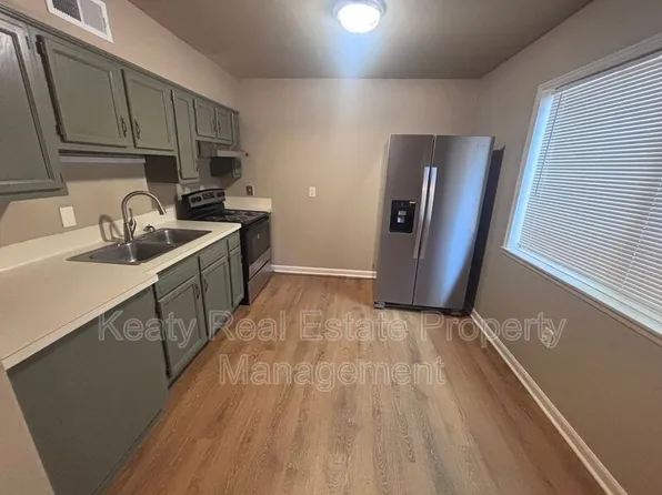 201 S College Rd APT 116, Lafayette, LA 70503