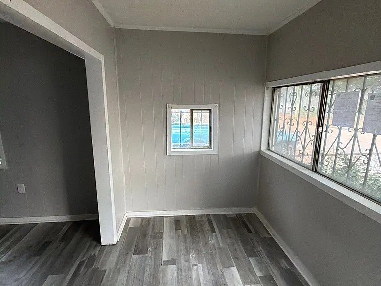 3026 Bishop Ave — Photo 5