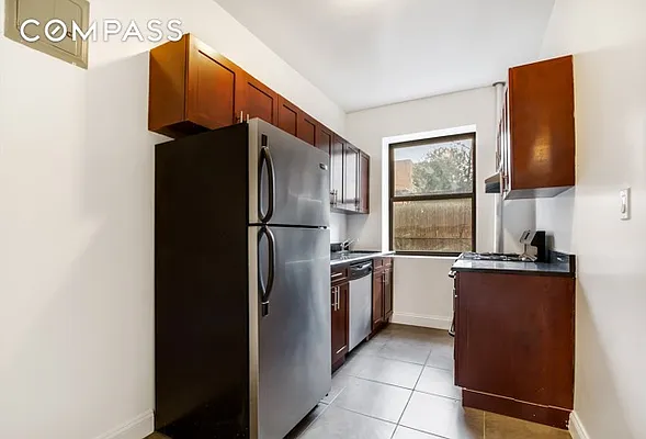 Rented by Compass | media 13