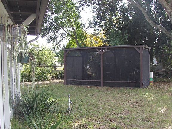 3rd image of 1510 Hialeah St