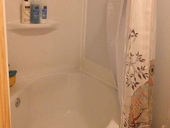 Tub/Shower combo