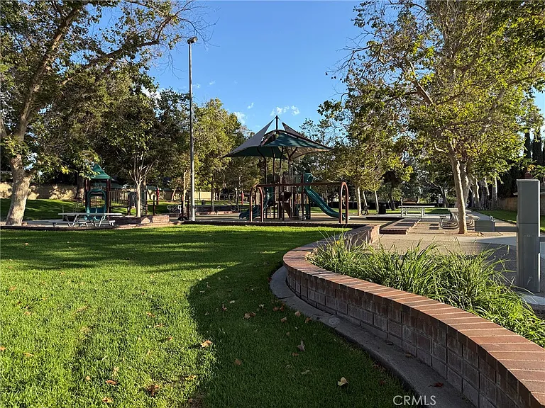 14892 Doheny Cir — Photo 21