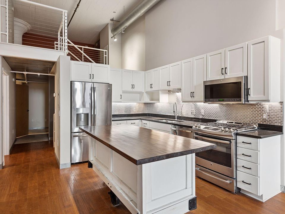 4b7f69a58a0c28aa1bc53c14a70358