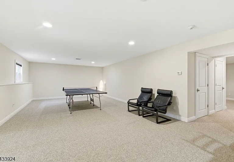 42 Spring Valley Rd — Photo 38