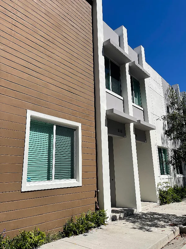 2 bed, 2.5 bath, 1200 sqft, $2,450 — Photo 1