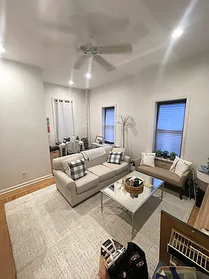 Rented by City Connections Realty | media 4