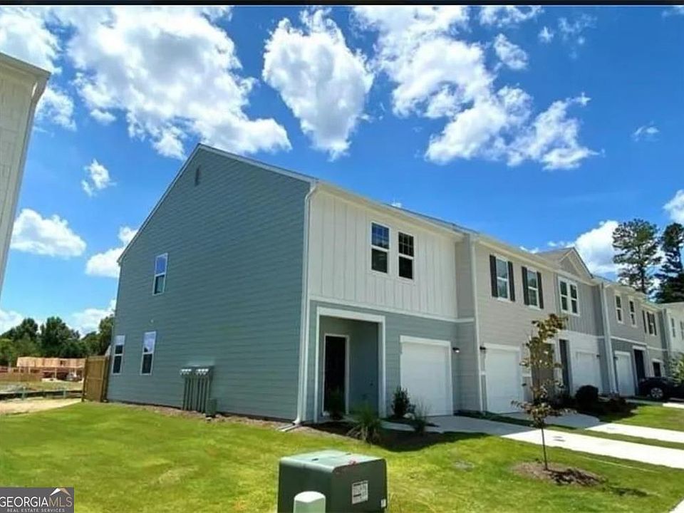 1st image of 312 Penn Station Way