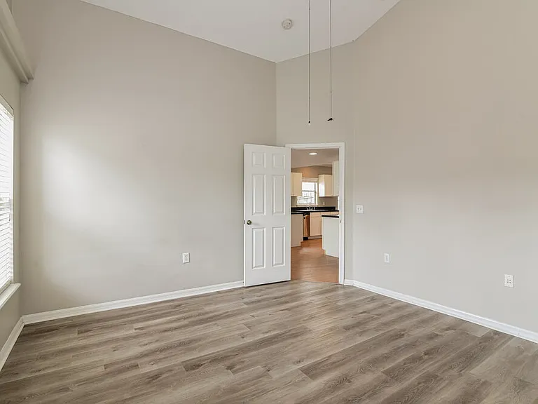 1051 Woodsong Way — Photo 11