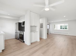 2703 Ruhland Ave #10, Redondo Beach, CA 90278