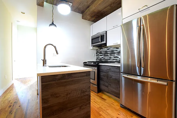 Rented by Goose Property Management LLC | media 31