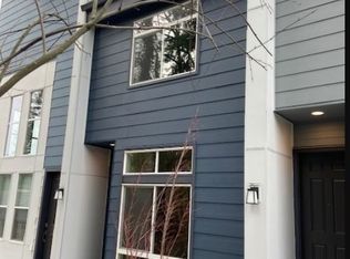 8321 NE 176th Ct UNIT 105, Kenmore, WA 98028