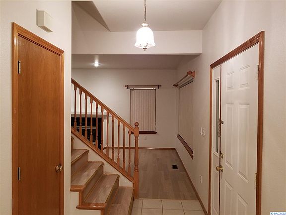 2nd image of 1509 De Palma Ct