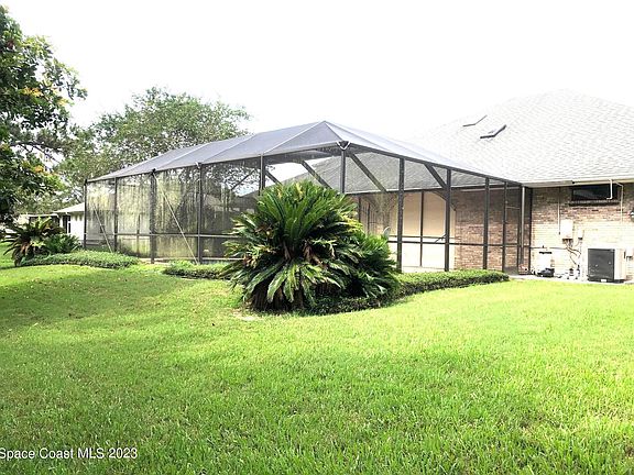 3rd image of 4100 Careywood Dr