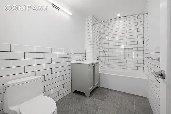 Rented by Compass | media 13