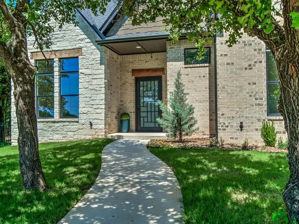 7402 Coyote Point, Edmond, OK 73034