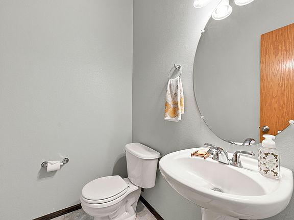 5th image of 931 56th St