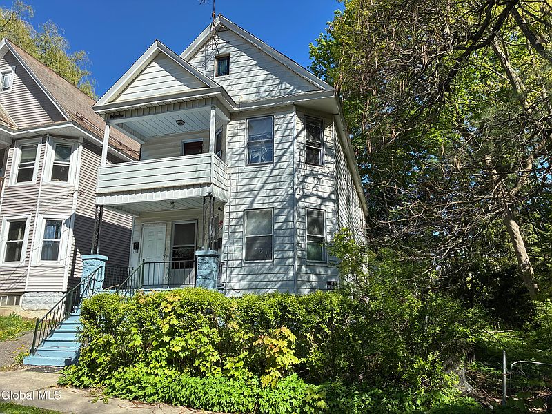 3rd image of 123 Lomasney Avenue