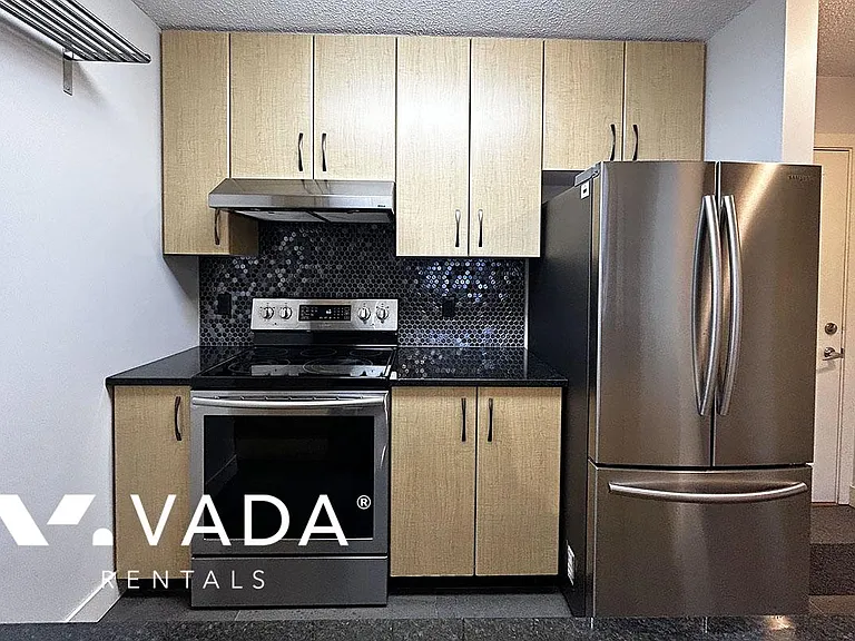 3638 Vanness Ave #303 — Photo 5