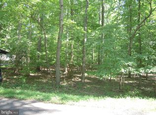 823 Eastover Pkwy, Locust Grove, VA 22508