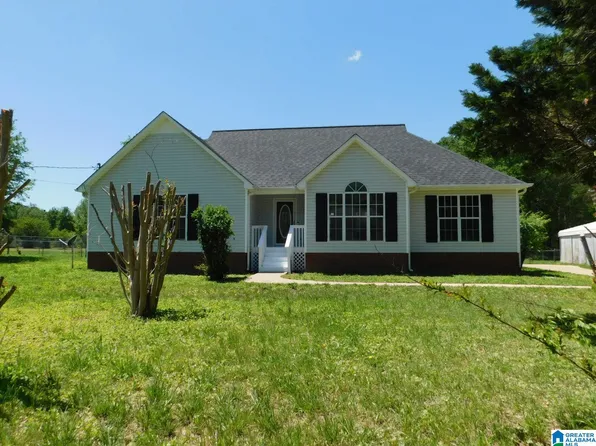 195 Shallow Brook Dr, Locust Fork, AL 35097