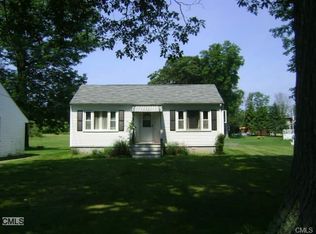 100 Mountain Rd, Seymour, CT 06483