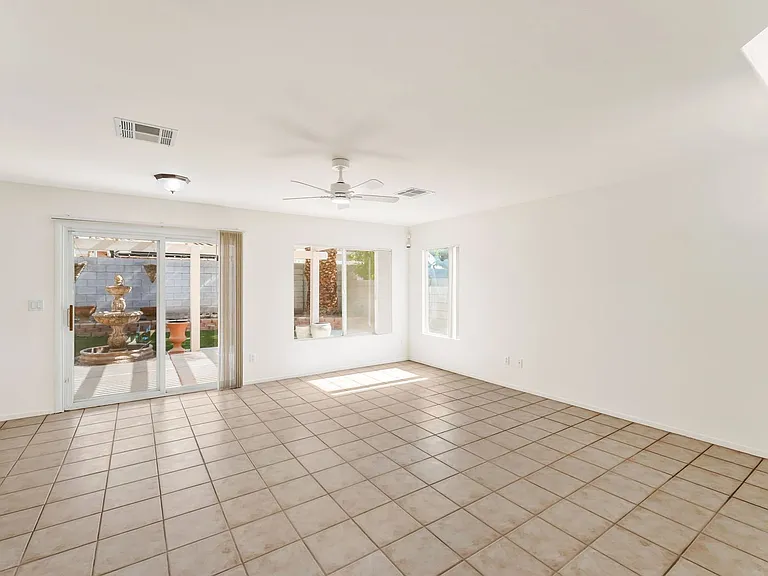 9522 Arrowhead Falls Ct — Photo 8
