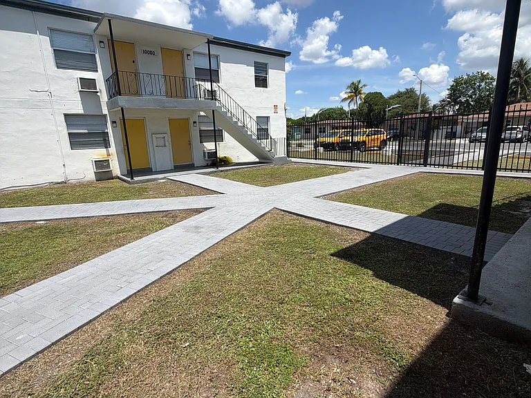 10080 NW 7th Ct #2B — Photo 6