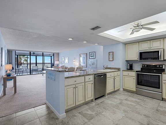3rd image of 15021 Punta Rassa Rd APT 402