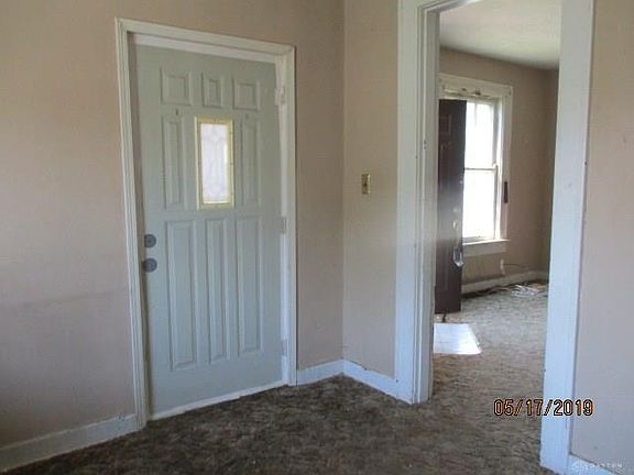 5th image of 239 Grove Ave